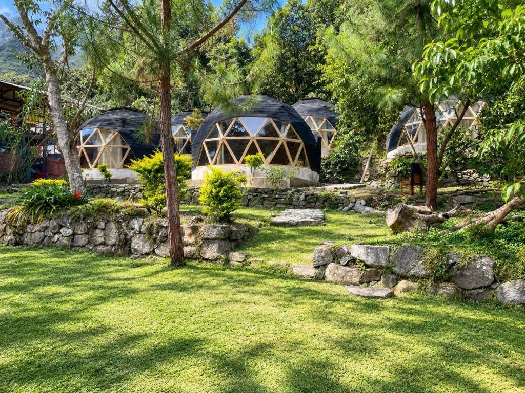 Bungalow with Garden View room - Image 3