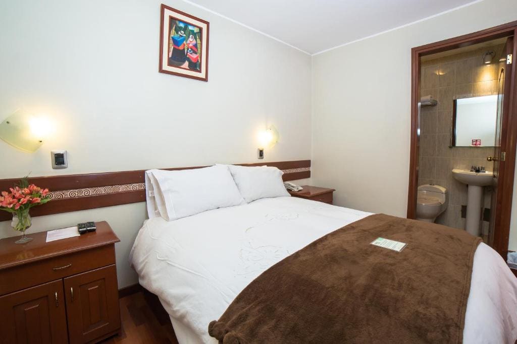 Standard Double Room room - Image 2