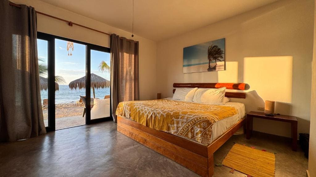 Junior Suite with Sea View room - Image 2
