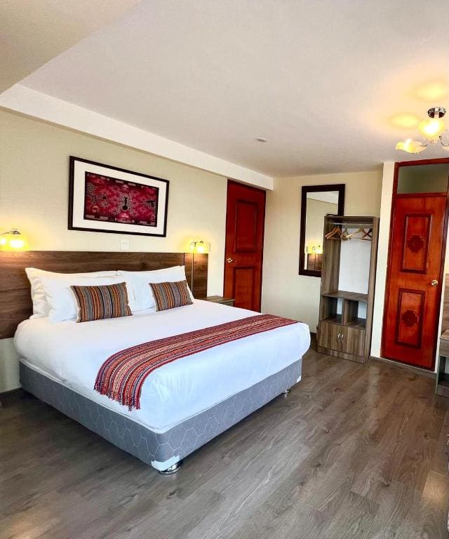 Standard Twin Room room - Image 3