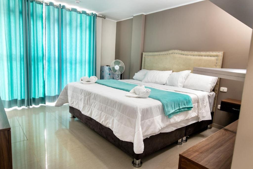 King Suite room - Image 1