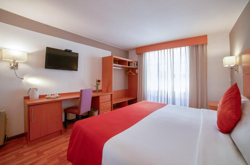 Standard King Room room - Image 1