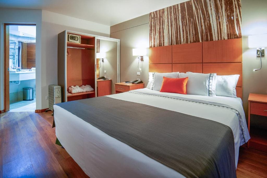 Standard Double Room room - Image 2