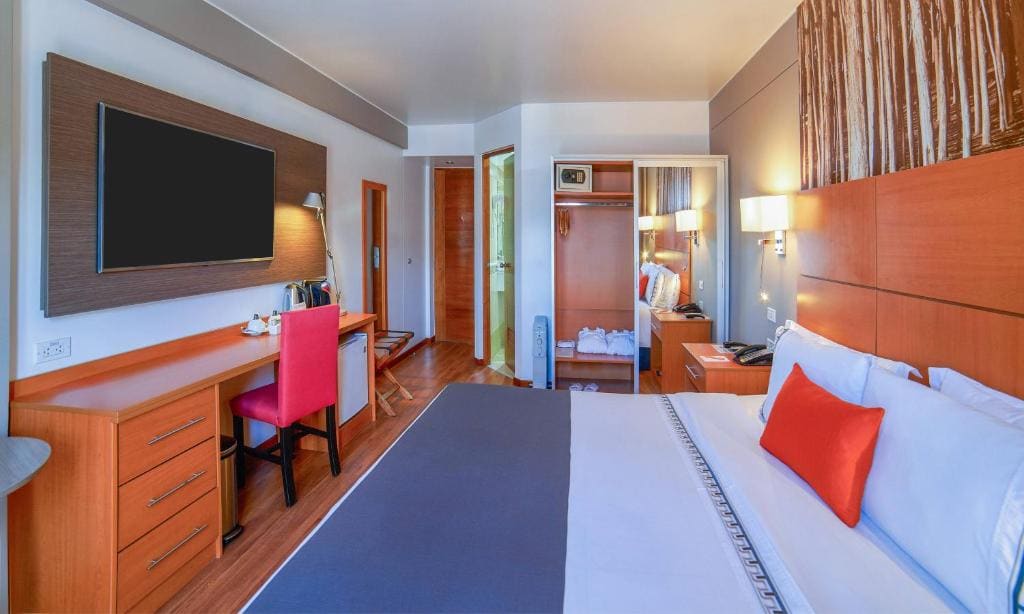 Superior King Room room - Image 1