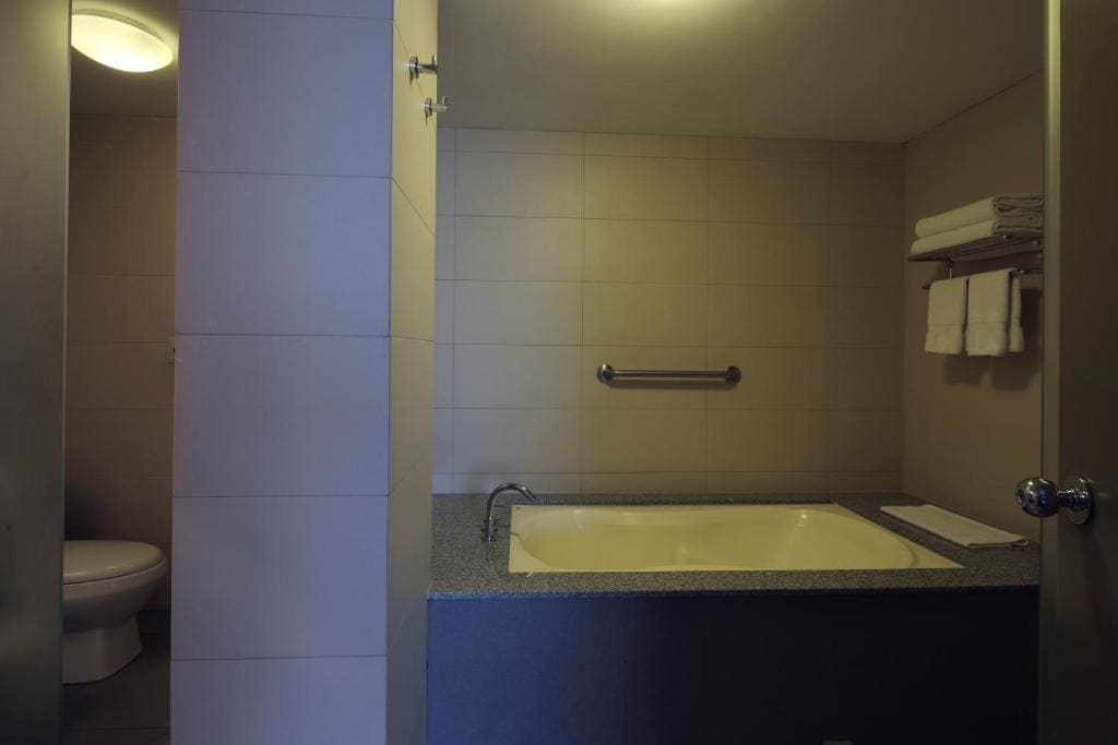 Suite room - Image 3