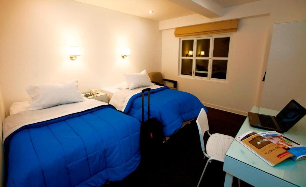 Standard Twin Room room - Image 3