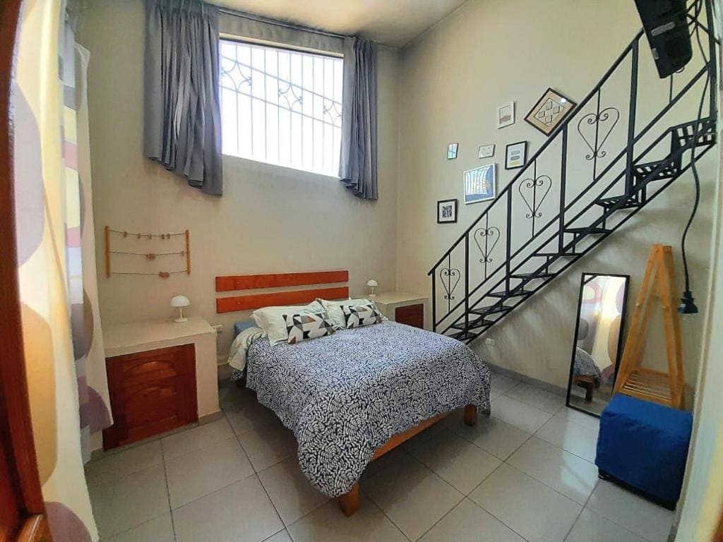 Family Room room - Image 2