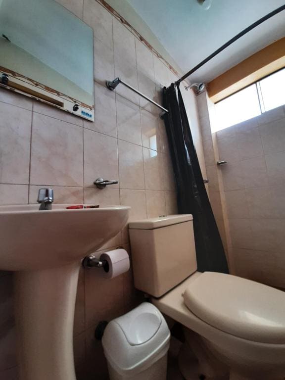 Twin Room with Private Bathroom room - Image 1