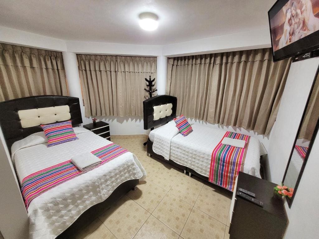 Twin Room with Private Bathroom room - Image 1