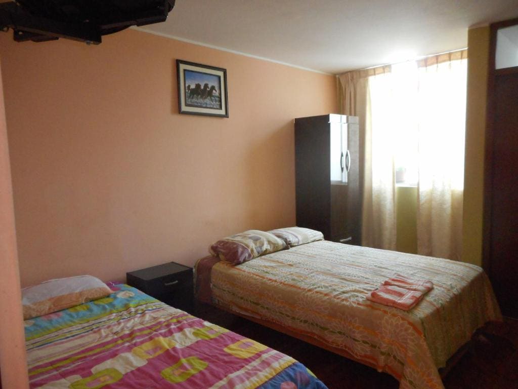 Standard Twin Room room - Image 3