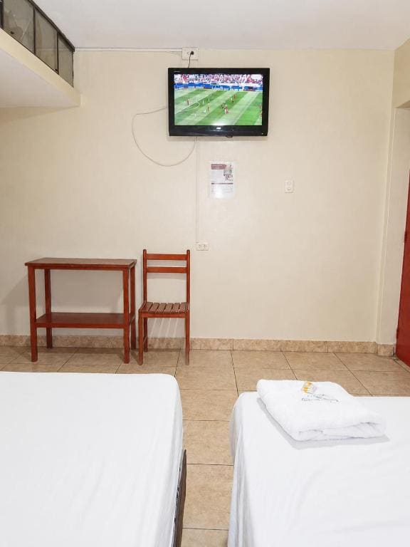 Twin Room room - Image 3