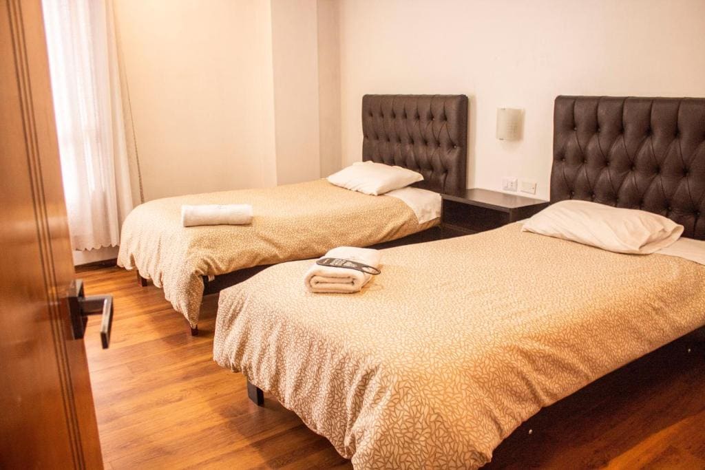 Double Room with Private Bathroom room - Image 2