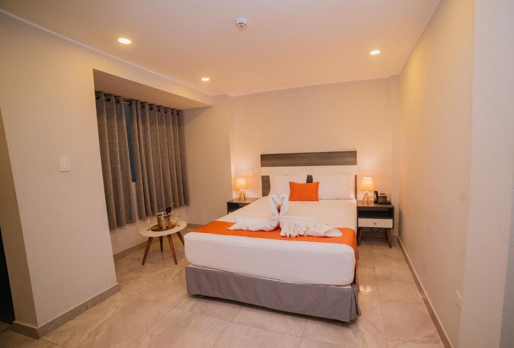 Suite with City View room - Image 2