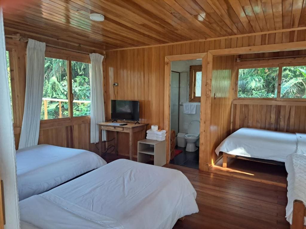 Three-Bedroom Bungalow room - Image 1