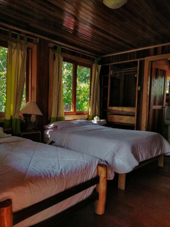 Twin Room with Private Bathroom room - Image 2