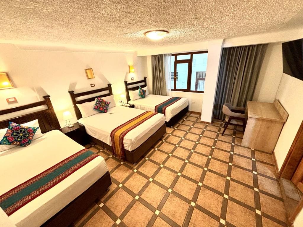 Standard Triple Room room - Image 2