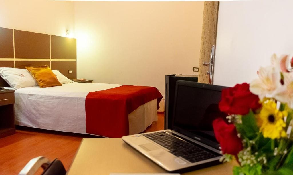 Royal Executive Room room - Image 3