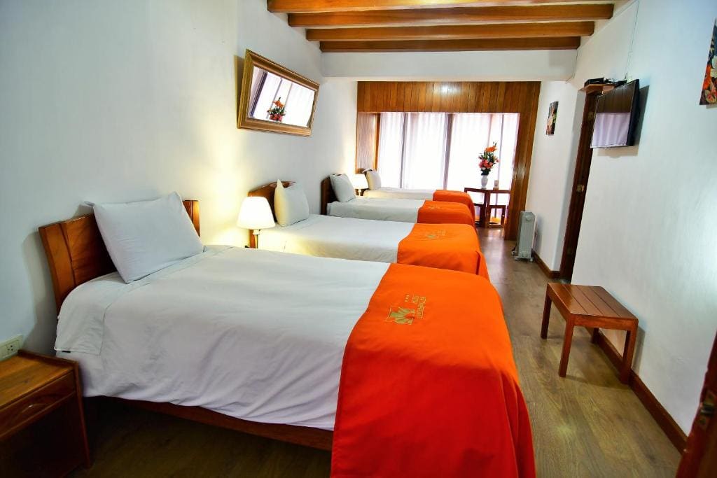 Quadruple Room room - Image 2