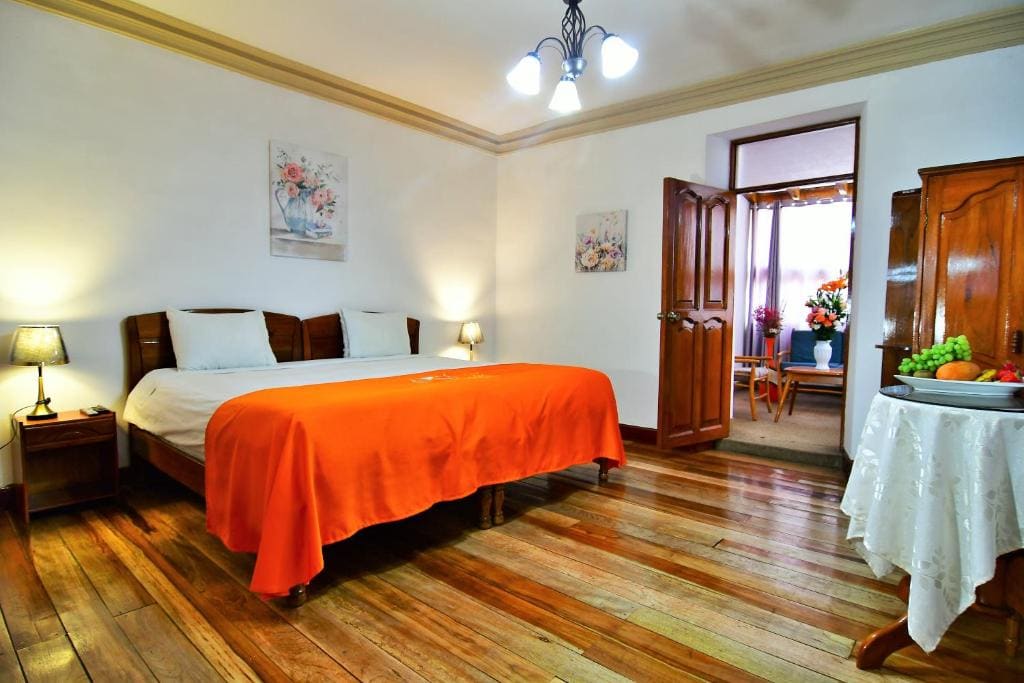 Quadruple Room room - Image 1