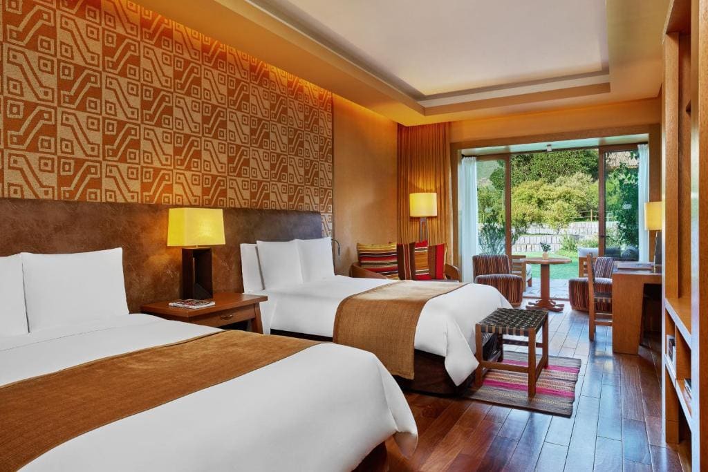 Grand Deluxe Queen Room with Two Queen Beds and Terace room - Image 3