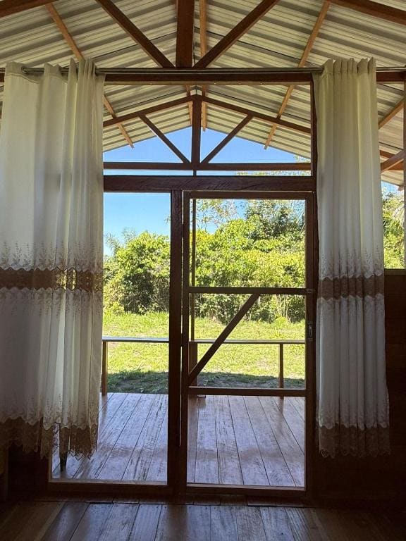 Bungalow with Garden View room - Image 1