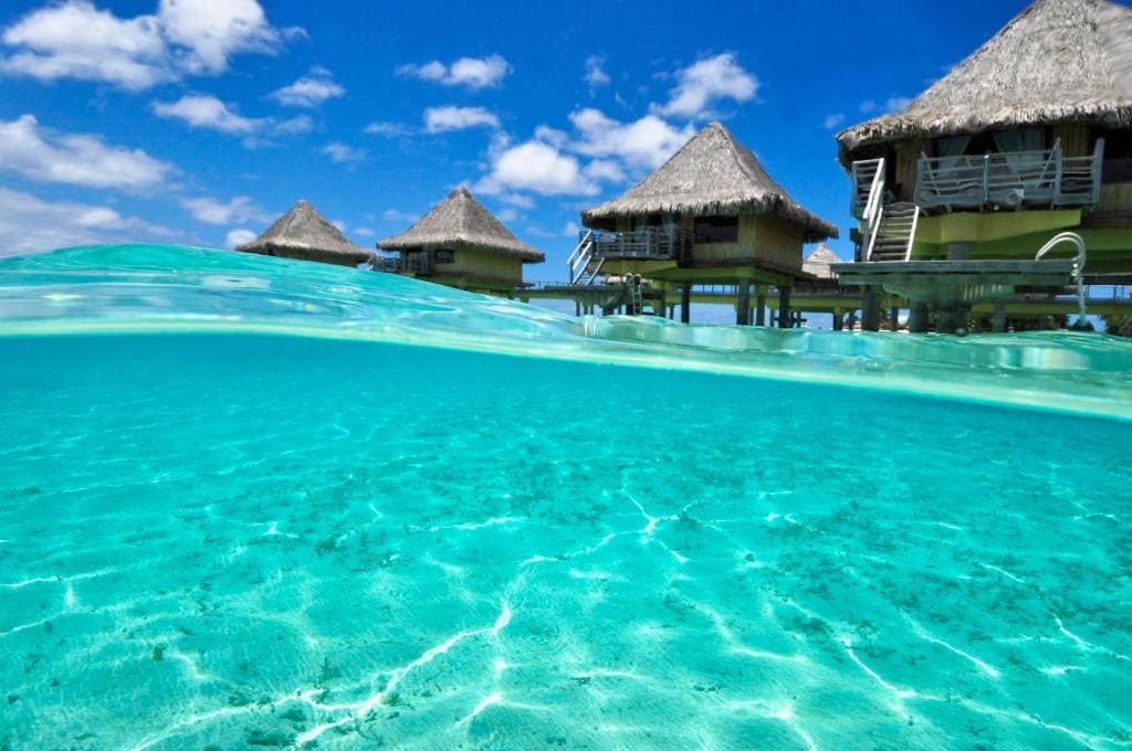 1 King End of Pontoon Overwater Bungalow room - Image 1