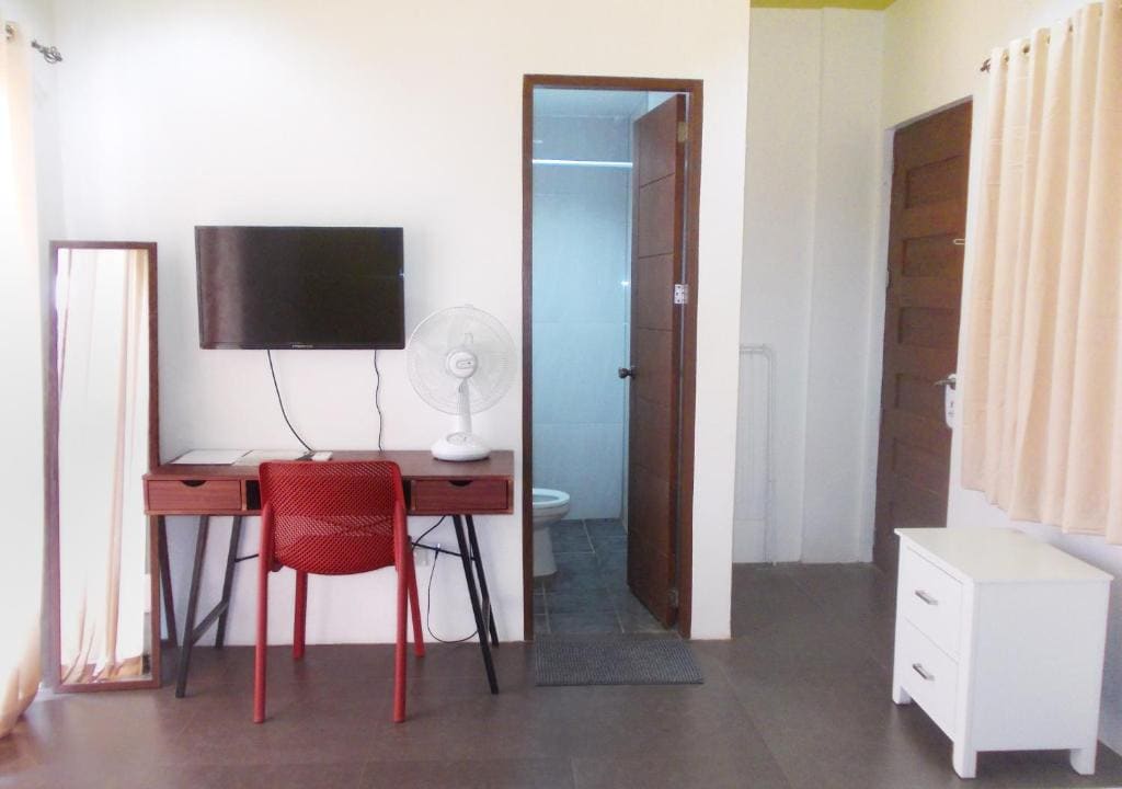 Family Suite with Balcony room - Image 3