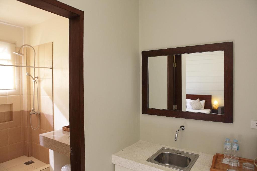 Suite room room - Image 3