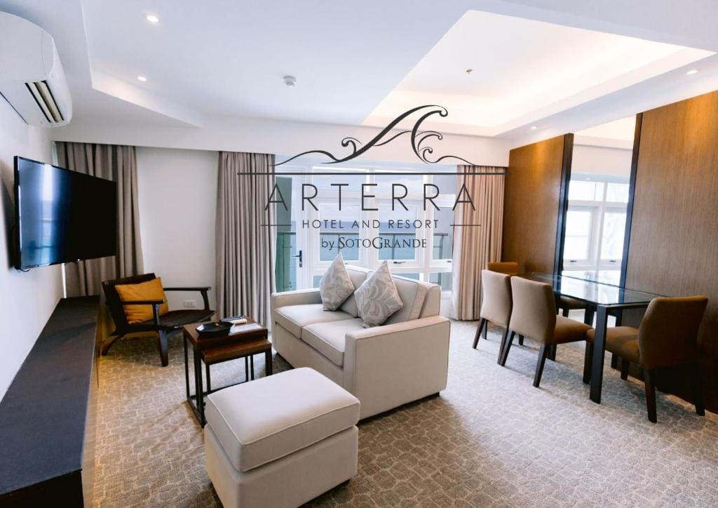 King Suite room - Image 3