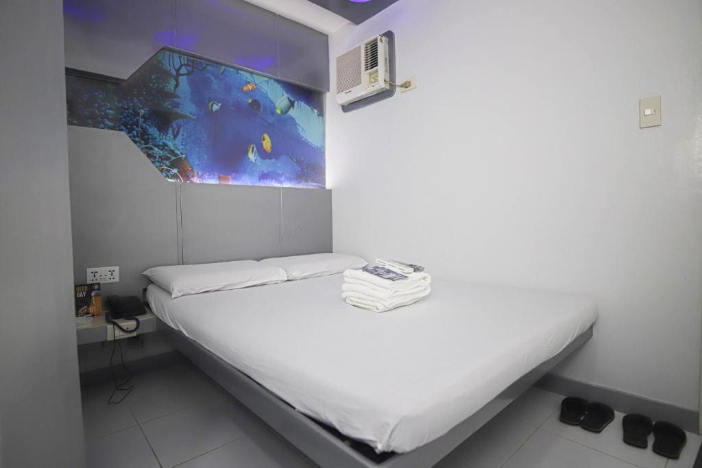 Deluxe Room room - Image 3