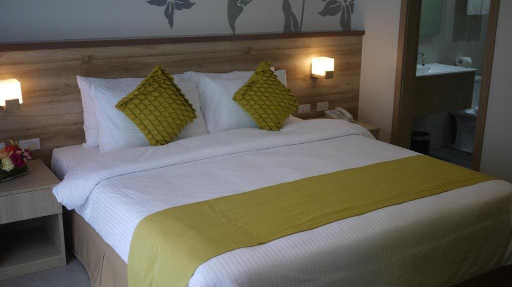 Deluxe Room with Kitchen room - Image 3