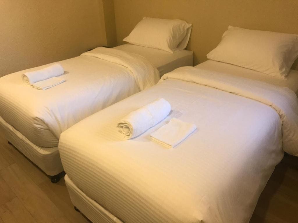 Standard Twin Room room - Image 2