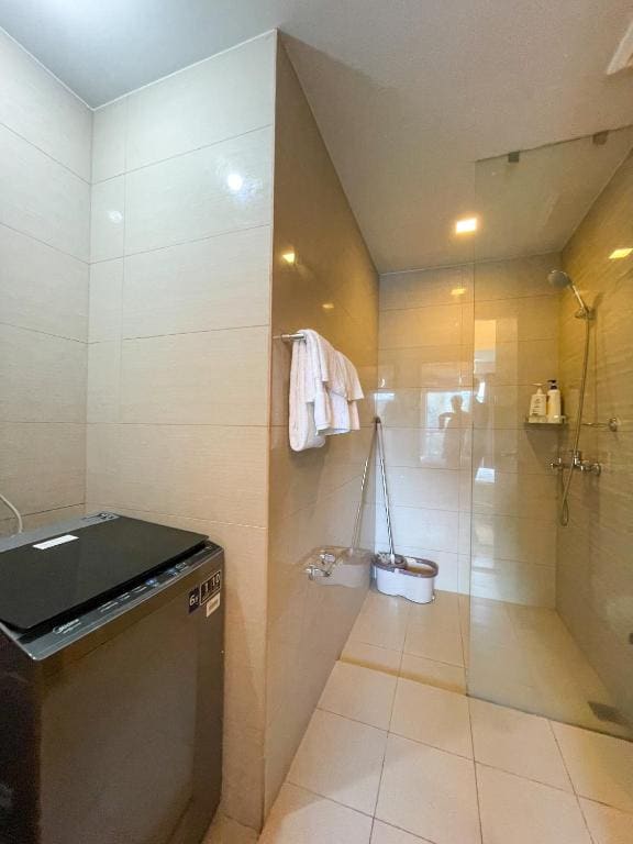 Deluxe Double Room with Balcony room - Image 3