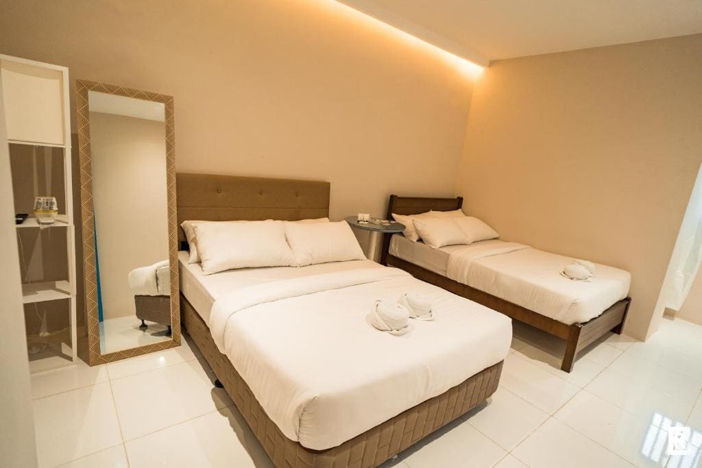 Family Room room - Image 1