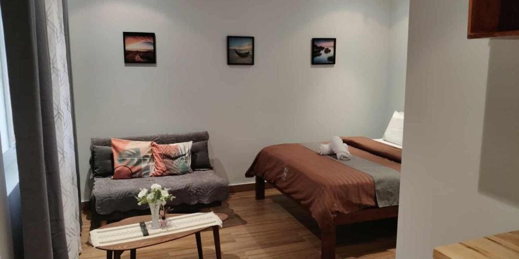 Deluxe Room room - Image 2