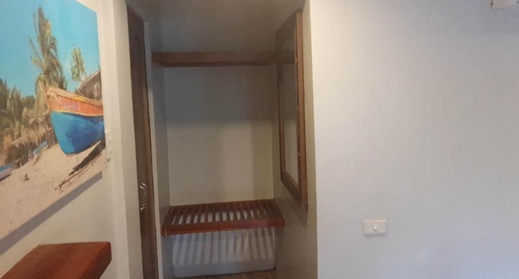 Family Room room - Image 2