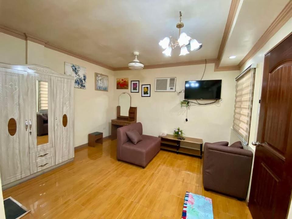 Budget Double Room room - Image 3