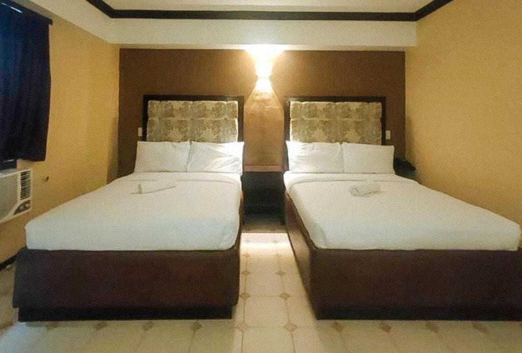 Quadruple Room room - Image 2