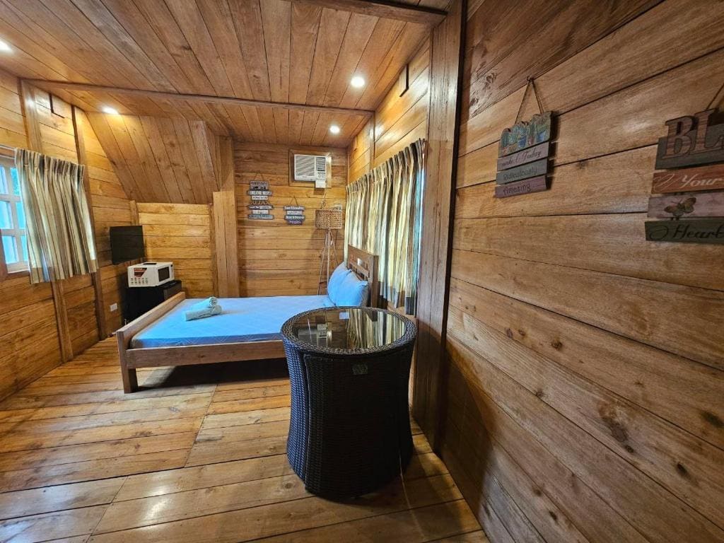 Double Room with Garden View room - Image 2