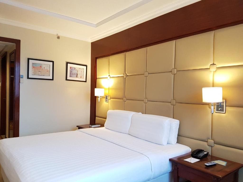 Parklane Twin or Double Room room - Image 1