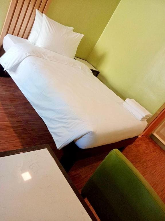 Standard Double Room room - Image 3