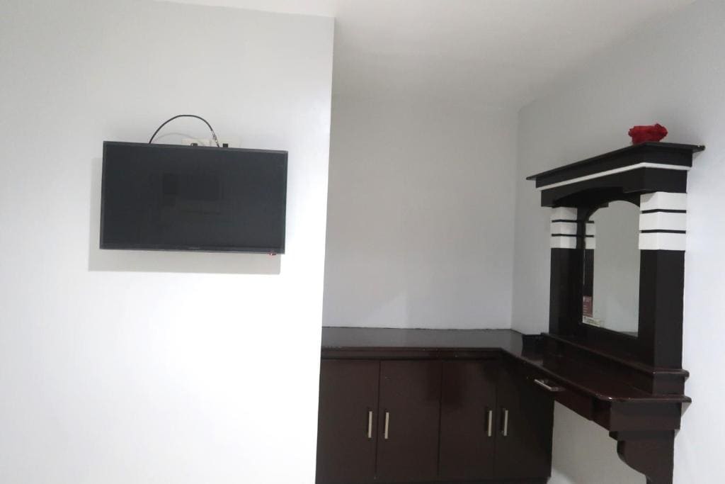 Standard King Room room - Image 2