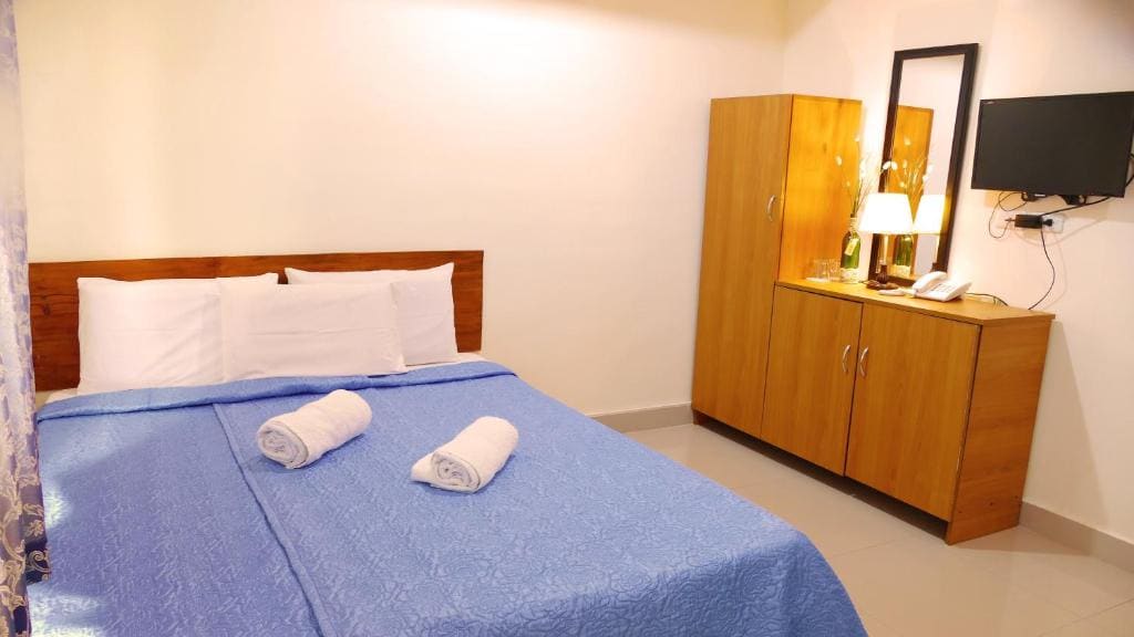 Standard Double Room room - Image 3