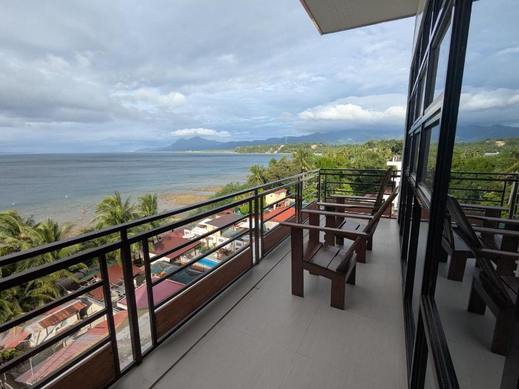 Queen Room with Sea View room - Image 1