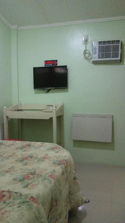 Double Room with Private Bathroom room - Image 1