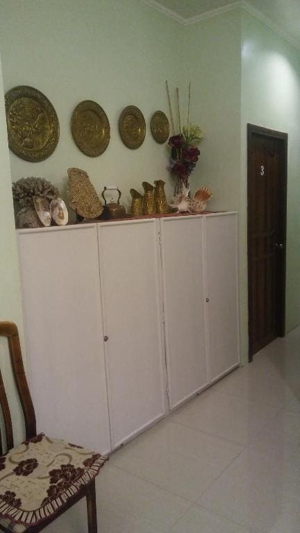 Family Room with Bathroom room - Image 1
