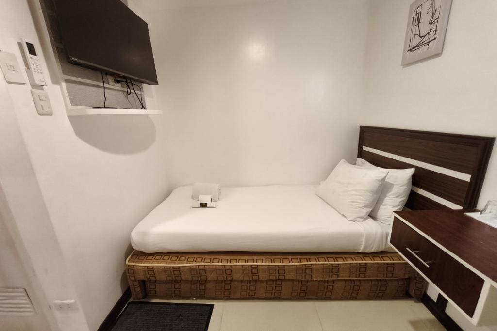 Standard Double Room room - Image 2