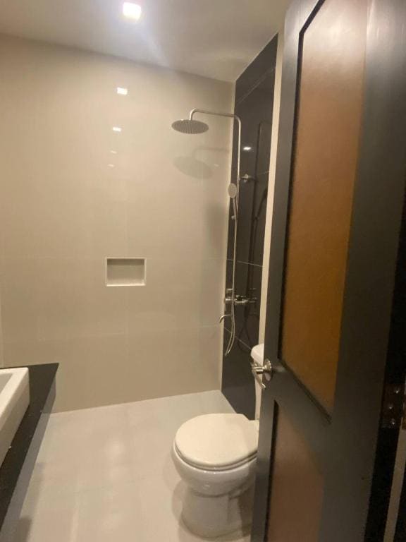 Deluxe Twin Room room - Image 3