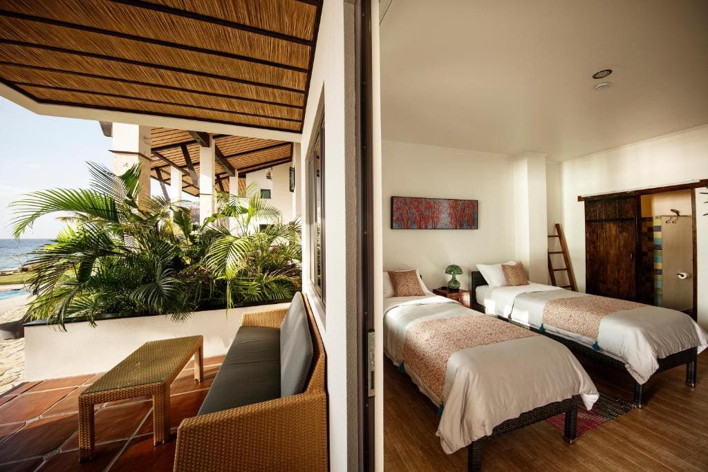 Deluxe Double Room with Sea View room - Image 1