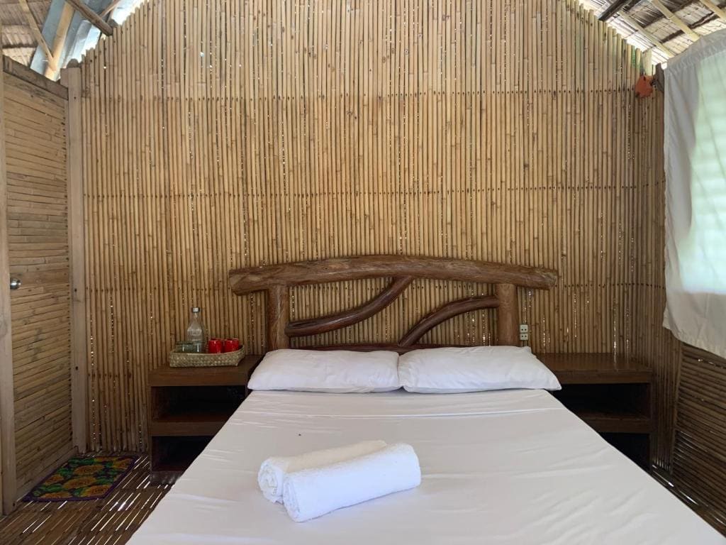 Double Room with Balcony room - Image 3